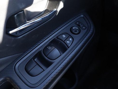 New 2025 Nissan Versa SV w/ Trunk Package image 17