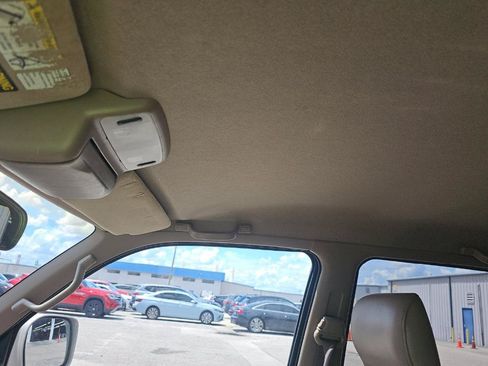 Used 2000 Toyota 4Runner SR5 w/ Upgrade Value Pkg 2 RWD image 17