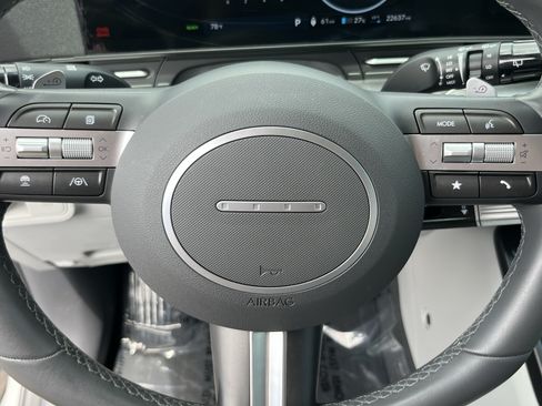 Certified 2024 Hyundai Kona SEL FWD image 19