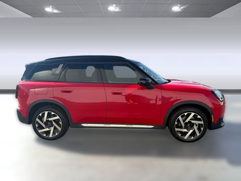 Used 2025 MINI Cooper Countryman S image 8