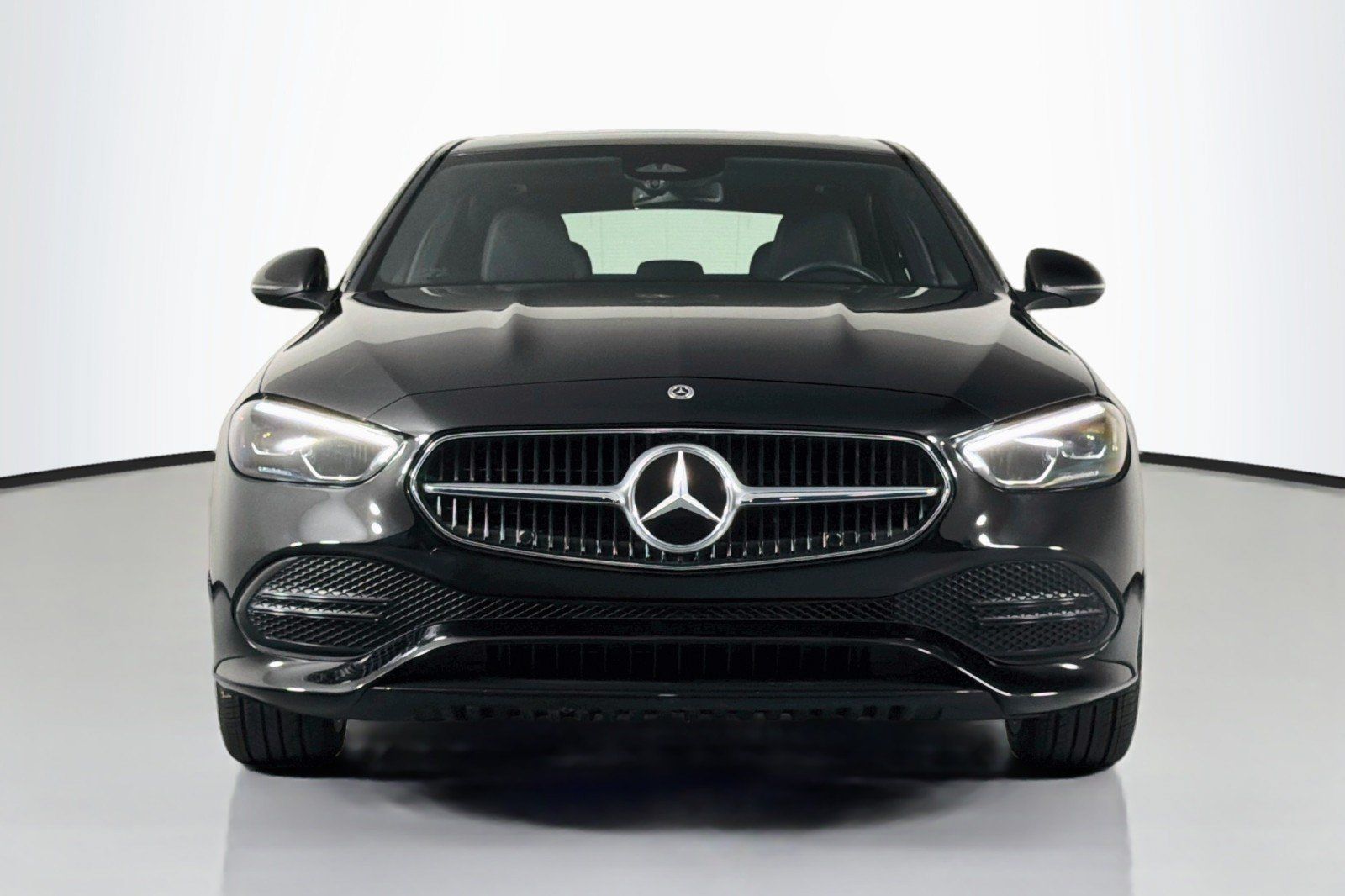 Used 2022 Mercedes-Benz C 300 Sedan image 3