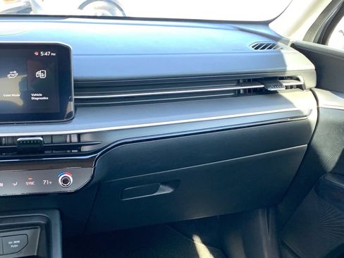 Used 2025 Kia K5 LXS FWD image 35