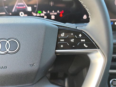 New 2025 Audi Q5 Premium Plus image 21