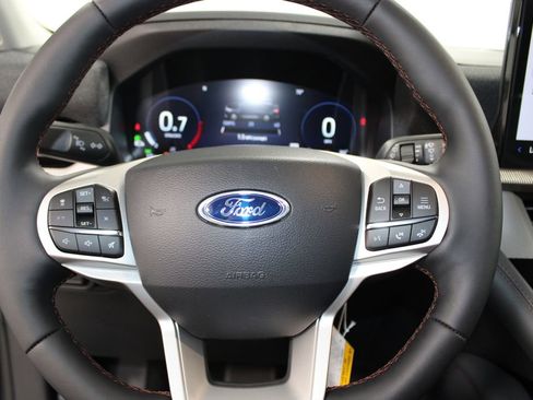 New 2026 Ford Explorer Active image 36