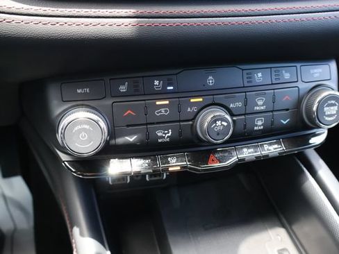 Used 2023 Dodge Durango R/T AWD/4WD image 14