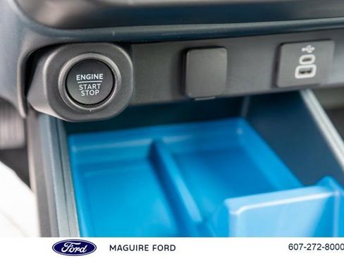 New 2025 Ford Maverick XLT w/ XLT Luxury Package image 19