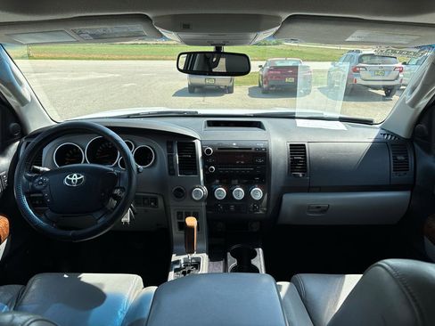 Used 2012 Toyota Tundra Limited w/ Memory Pkg image 13