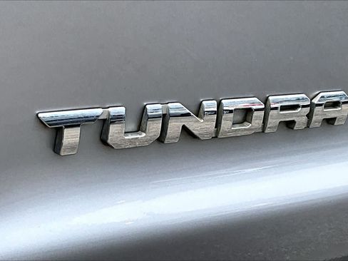 Used 2016 Toyota Tundra SR5 w/ Tow Package image 12