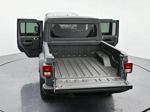 New 2026 Jeep Gladiator Sport AWD/4WD image 44