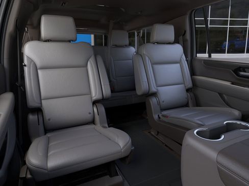 New 2026 GMC Yukon XL Elevation image 18