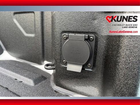 New 2026 GMC Sierra 3500 SLE w/ SLE Value Package image 22