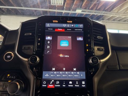 Used 2023 RAM 1500 Big Horn AWD/4WD image 17