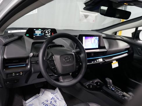 New 2026 Toyota Prius Plug-In Hybrid image 12