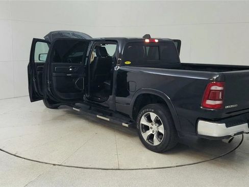 Used 2020 RAM 1500 Laramie AWD/4WD image 40