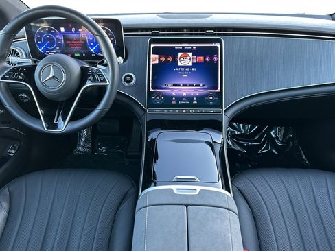 Used 2022 Mercedes-Benz EQS 450+ Sedan w/ AMG Line Exterior image 12