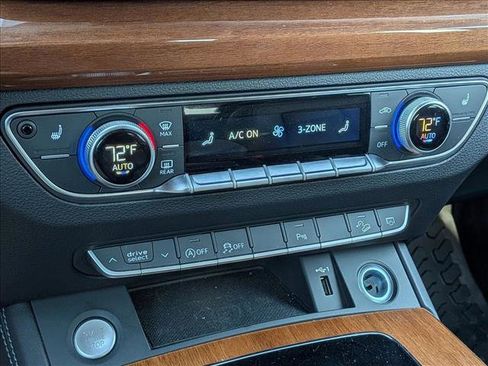 Used 2023 Audi Q5 2.0T Premium Plus w/ Premium Plus Package image 11