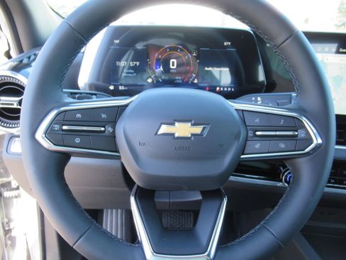 New 2026 Chevrolet Equinox LT image 20