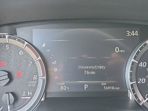 Used 2023 Toyota Highlander XLE FWD image 20