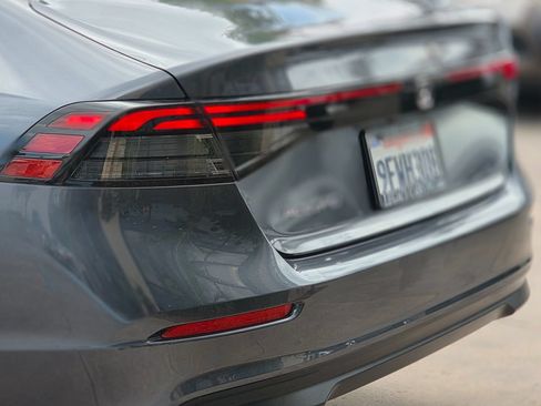 Used 2023 Honda Accord LX image 10