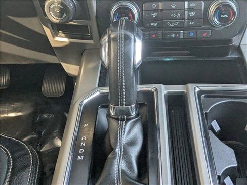Used 2018 Ford F150 Lariat w/ Equipment Group 502A Luxury image 10