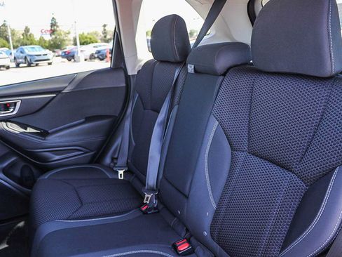 Used 2021 Subaru Forester Premium AWD/4WD image 18