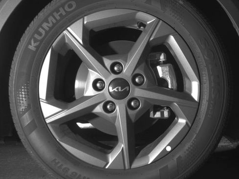 Used 2025 Kia K4 FWD image 13