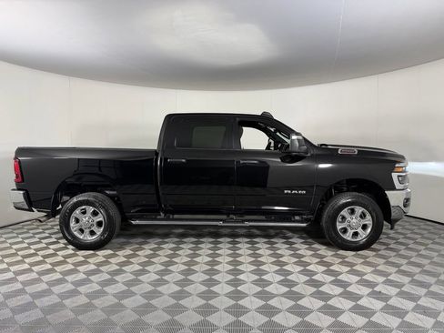 Certified 2025 RAM 2500 Big Horn AWD/4WD image 5