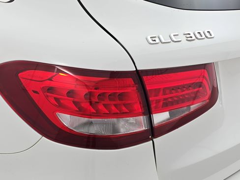 Used 2019 Mercedes-Benz GLC 300 GLC 300 image 33