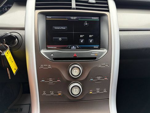 Used 2014 Ford Edge SEL w/ Equipment Group 205A AWD/4WD image 18