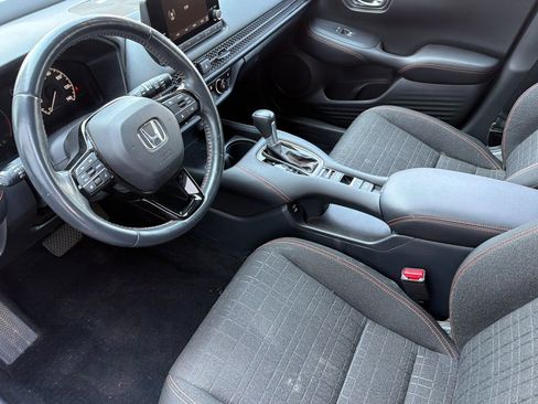 Used 2024 Honda HR-V Sport image 9