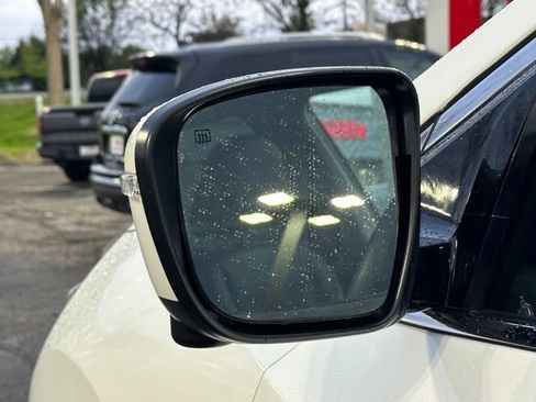 Used 2023 Nissan Murano Platinum w/ Cargo Package AWD/4WD image 12