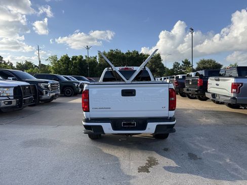 Used 2022 Chevrolet Colorado LT w/ Fleet Safety Package RWD image 36