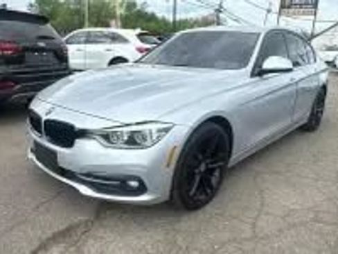 Used 2016 BMW 328i xDrive Sedan AWD/4WD image 1