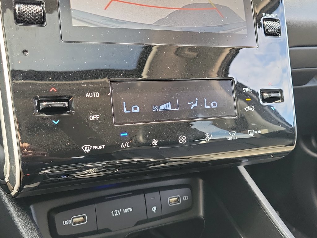 Used 2022 Hyundai Tucson SEL w/ Convenience + Premium Package AWD/4WD image 16