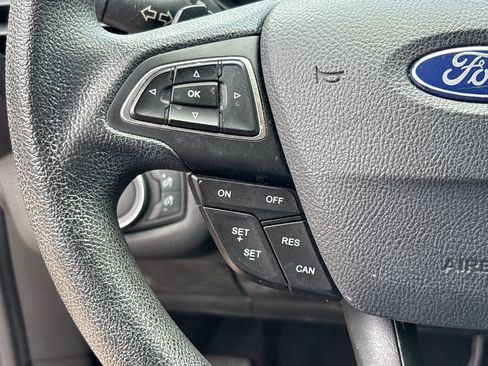 Used 2017 Ford Escape SE FWD image 20
