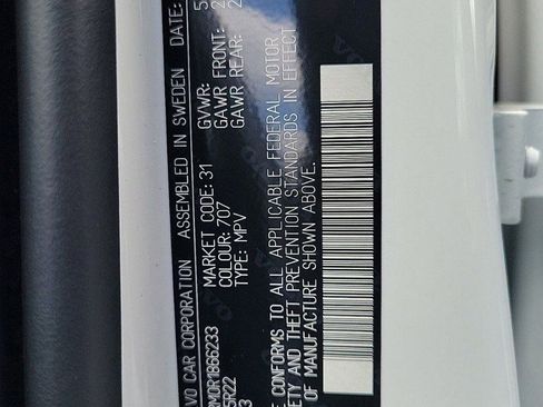 New 2024 Volvo XC60 B5 Ultimate w/ Protection Package Premier image 19