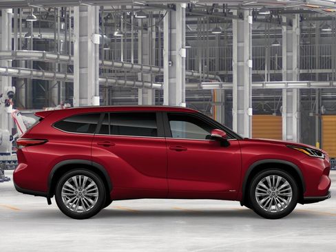 New 2026 Toyota Highlander Platinum AWD/4WD image 12