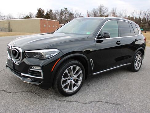 Used 2019 BMW X5 xDrive40i w/ Premium Package 2 image 5
