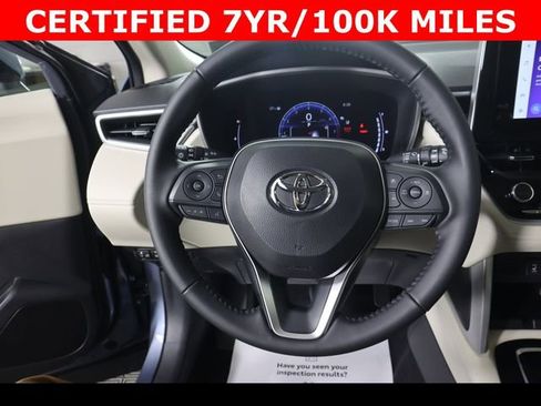 Used 2024 Toyota Corolla Cross XLE w/ Convenience Package image 18