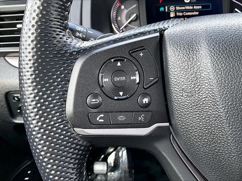 Used 2023 Honda Passport EX-L image 16