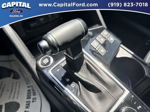 Used 2024 Kia Sportage SX FWD image 31