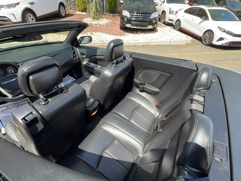 Used 2012 Chrysler 200 Touring FWD image 33