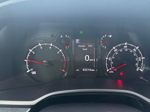Used 2022 Toyota 4Runner SR5 Premium w/ Moonroof Package RWD image 7