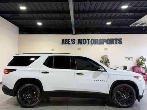 Used 2021 Chevrolet Traverse Premier w/ Redline Edition AWD/4WD image 4