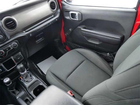 Used 2020 Jeep Wrangler Unlimited Sport image 14