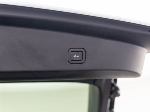 New 2026 Cadillac Lyriq Sport image 29