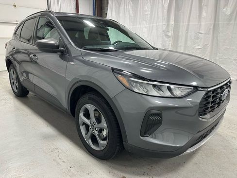 Used 2025 Ford Escape ST-Line image 1