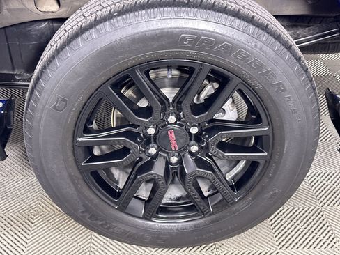 Used 2022 GMC Sierra 1500 Elevation image 70