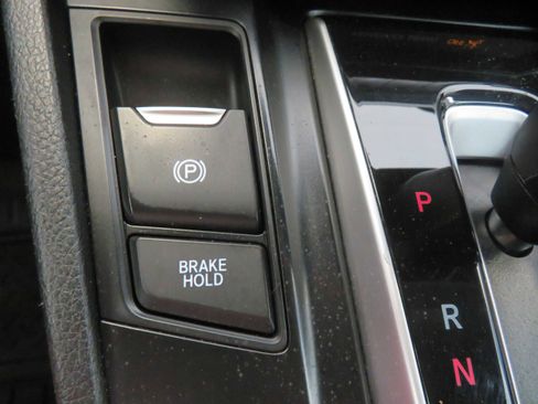 Used 2021 Honda CR-V LX image 40