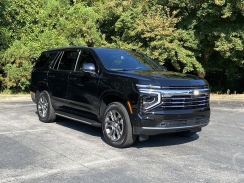 Used 2026 Chevrolet Tahoe LT w/ Comfort Package AWD/4WD image 2